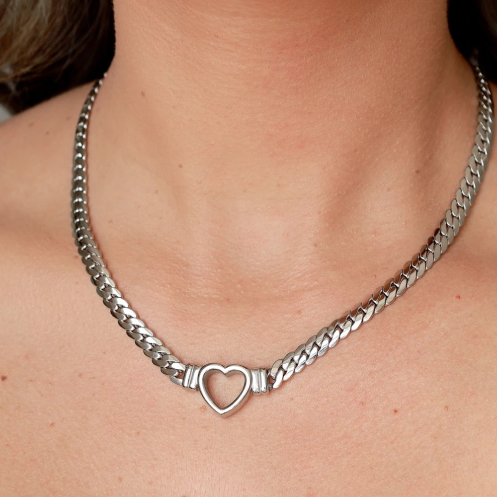 WGP 🤍 heart necklace